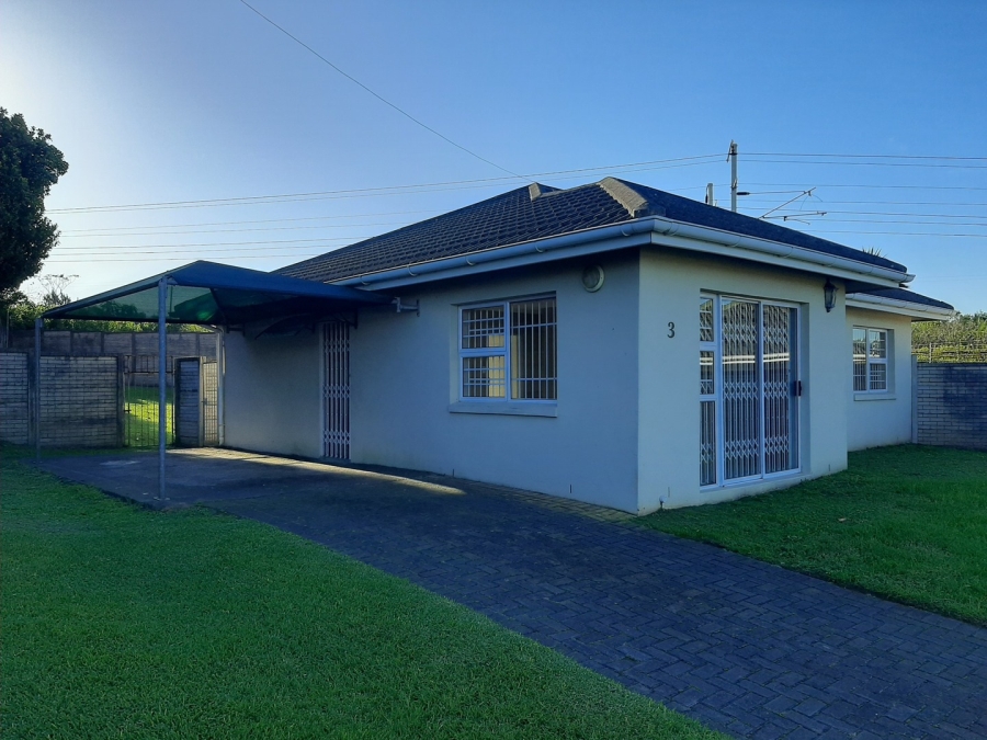 3 Bedroom Property for Sale in Cambridge West Eastern Cape